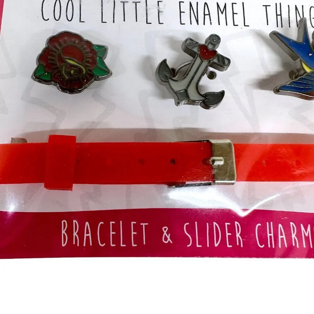 Retro Pop Red Bracelet & Slider Charms